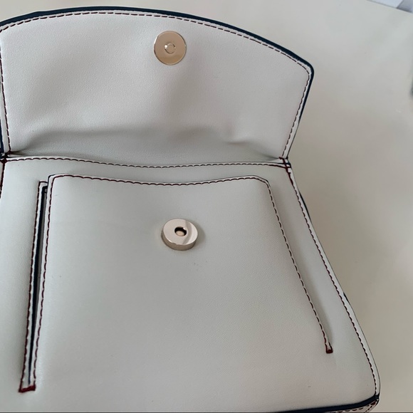 Zara · Cream Navy Gold Handbag Crossbody Burgundy Lining - Zara Basic Collection - Picture 9 of 16